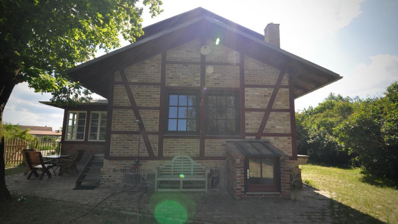 Romantisches Studio Am Waldesrand Mit Gartensauna Schwarz Exterior photo