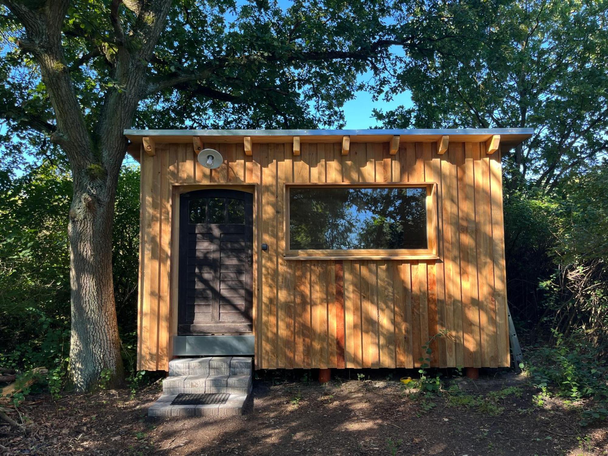Romantisches Studio Am Waldesrand Mit Gartensauna Schwarz Exterior photo